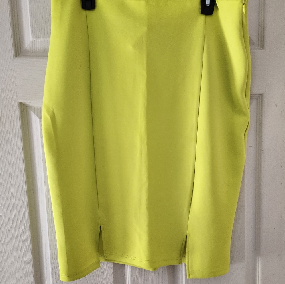 SPENSE lemon yellow skirt NWT.